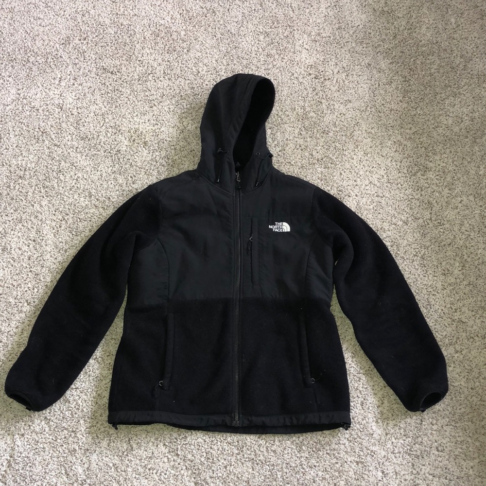Women’s L Black NorthFace zip-up jacket with hood.